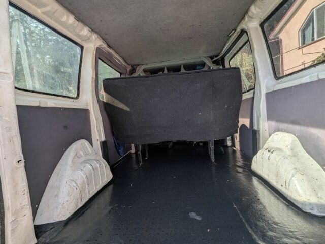 Пежо Эксперт груз.-пасс. 2009 в Черновцах на Automoto.ua Белый Пежо Эксперт груз.-пасс., объемом двигателя 1.6 л и пробегом 340 тыс. км за 4750 $, фото 4 на Automoto.ua