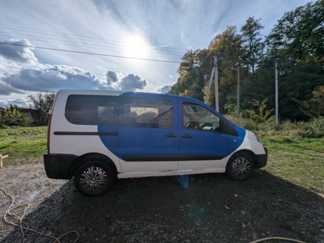 Пежо Эксперт груз.-пасс. 2009 в Черновцах на Automoto.ua Белый Пежо Эксперт груз.-пасс., объемом двигателя 1.6 л и пробегом 340 тыс. км за 4750 $, фото 7 на Automoto.ua