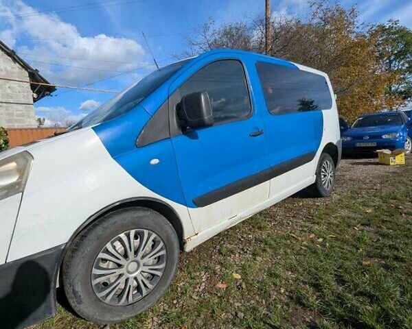 Пежо Эксперт груз.-пасс. 2009 в Черновцах на Automoto.ua Белый Пежо Эксперт груз.-пасс., объемом двигателя 1.6 л и пробегом 340 тыс. км за 4800 $, фото 8 на Automoto.ua