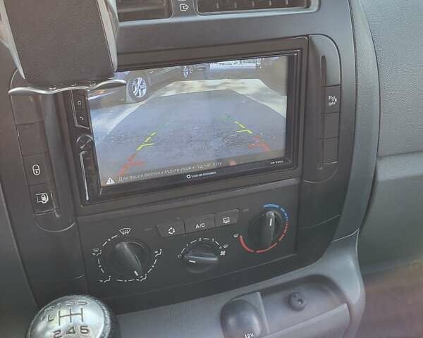 Белый Пежо Эксперт груз.-пасс., объемом двигателя 2 л и пробегом 250 тыс. км за 5300 $, фото 5 на Automoto.ua