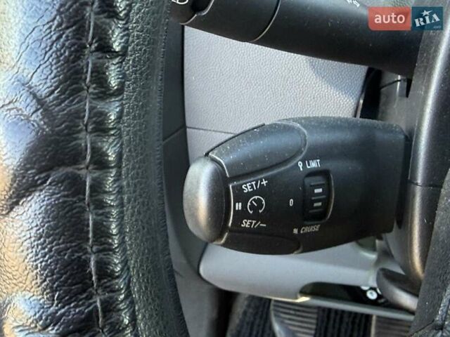 Белый Пежо Эксперт груз.-пасс., объемом двигателя 2 л и пробегом 239 тыс. км за 10000 $, фото 13 на Automoto.ua