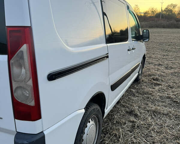 Пежо Эксперт груз.-пасс. 2009 в Жидачов на Automoto.ua Белый Пежо Эксперт груз.-пасс., объемом двигателя 2 л и пробегом 303 тыс. км за 6000 $, фото 22 на Automoto.ua