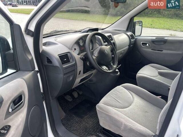 Білий Пежо Експерт вант.-пас., об'ємом двигуна 0 л та пробігом 198 тис. км за 5800 $, фото 9 на Automoto.ua