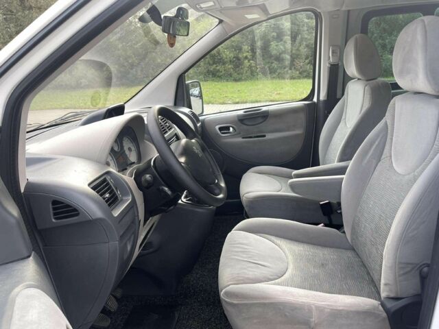 Белый Пежо Эксперт груз.-пасс., объемом двигателя 2 л и пробегом 198 тыс. км за 7800 $, фото 14 на Automoto.ua