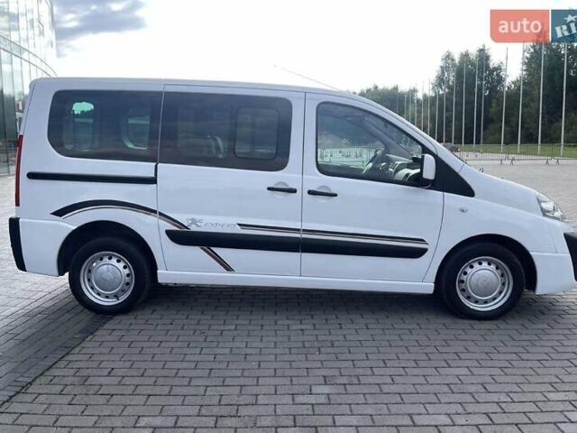 Білий Пежо Експерт вант.-пас., об'ємом двигуна 0 л та пробігом 198 тис. км за 5800 $, фото 2 на Automoto.ua