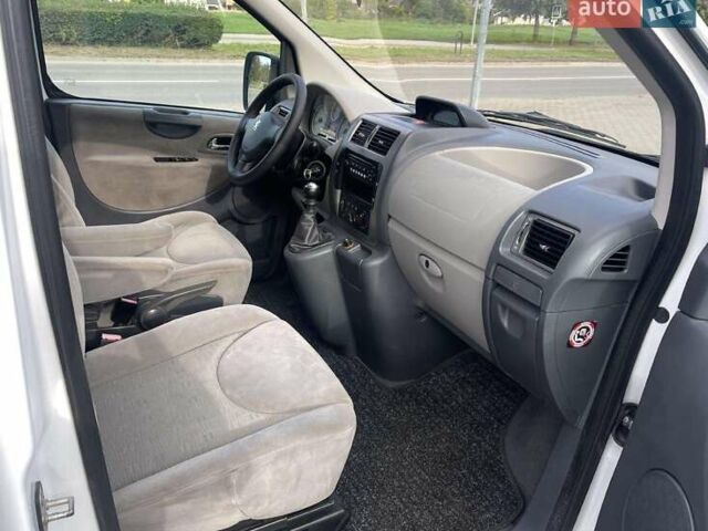 Білий Пежо Експерт вант.-пас., об'ємом двигуна 0 л та пробігом 198 тис. км за 5800 $, фото 6 на Automoto.ua