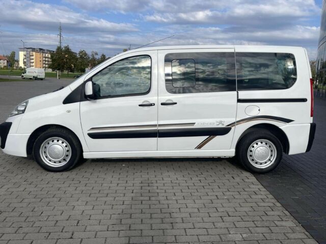 Белый Пежо Эксперт груз.-пасс., объемом двигателя 2 л и пробегом 198 тыс. км за 7800 $, фото 4 на Automoto.ua