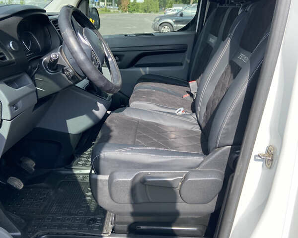 Белый Пежо Эксперт груз.-пасс., объемом двигателя 2 л и пробегом 260 тыс. км за 16000 $, фото 21 на Automoto.ua