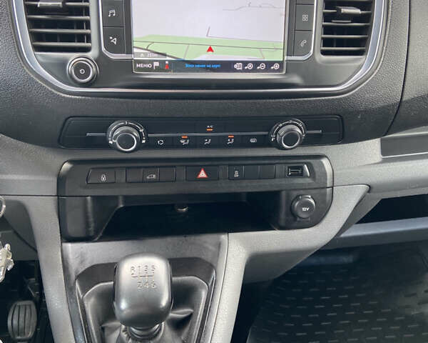 Белый Пежо Эксперт груз.-пасс., объемом двигателя 2 л и пробегом 260 тыс. км за 16000 $, фото 27 на Automoto.ua