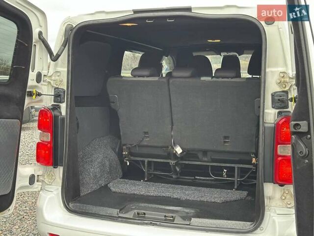 Белый Пежо Эксперт груз.-пасс., объемом двигателя 2 л и пробегом 250 тыс. км за 15500 $, фото 5 на Automoto.ua