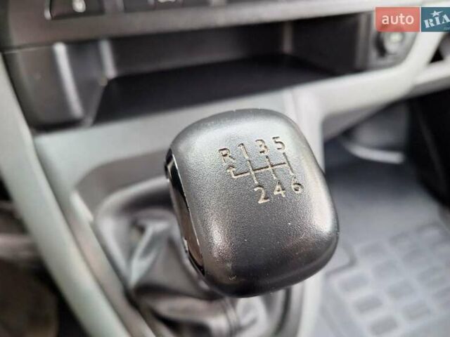 Білий Пежо Експерт вант.-пас., об'ємом двигуна 2 л та пробігом 228 тис. км за 8600 $, фото 11 на Automoto.ua