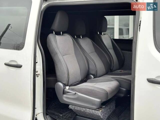 Белый Пежо Эксперт груз.-пасс., объемом двигателя 2 л и пробегом 250 тыс. км за 15500 $, фото 4 на Automoto.ua