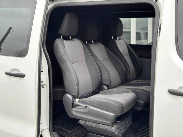 Белый Пежо Эксперт груз.-пасс., объемом двигателя 2 л и пробегом 230 тыс. км за 15500 $, фото 4 на Automoto.ua