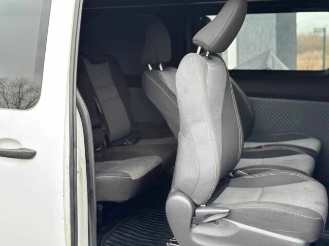 Белый Пежо Эксперт груз.-пасс., объемом двигателя 2 л и пробегом 230 тыс. км за 15500 $, фото 7 на Automoto.ua