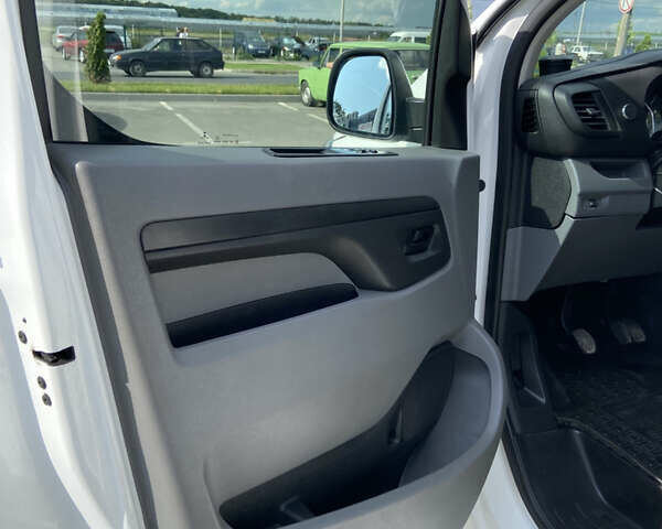 Белый Пежо Эксперт груз.-пасс., объемом двигателя 2 л и пробегом 260 тыс. км за 16000 $, фото 19 на Automoto.ua