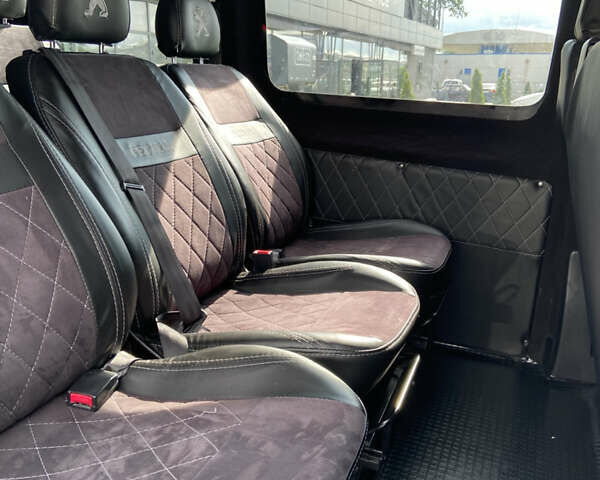 Белый Пежо Эксперт груз.-пасс., объемом двигателя 2 л и пробегом 260 тыс. км за 16000 $, фото 34 на Automoto.ua