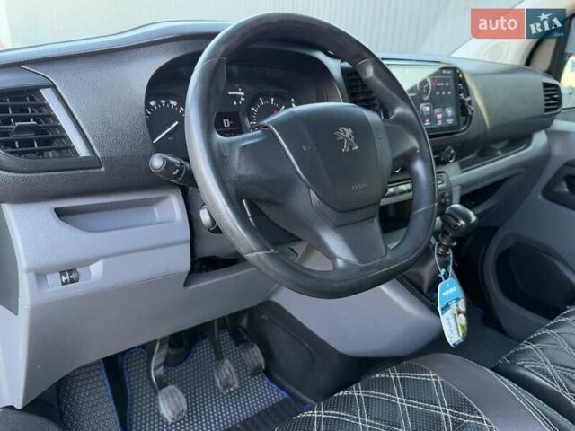 Белый Пежо Эксперт груз.-пасс., объемом двигателя 2 л и пробегом 298 тыс. км за 14200 $, фото 63 на Automoto.ua