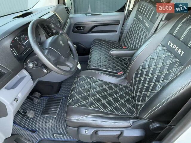 Белый Пежо Эксперт груз.-пасс., объемом двигателя 2 л и пробегом 298 тыс. км за 14200 $, фото 55 на Automoto.ua