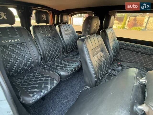 Белый Пежо Эксперт груз.-пасс., объемом двигателя 2 л и пробегом 298 тыс. км за 14200 $, фото 76 на Automoto.ua