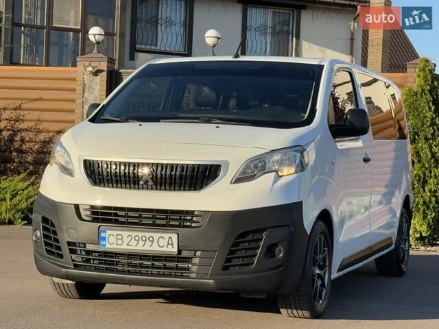 Белый Пежо Эксперт груз.-пасс., объемом двигателя 2 л и пробегом 298 тыс. км за 14200 $, фото 2 на Automoto.ua