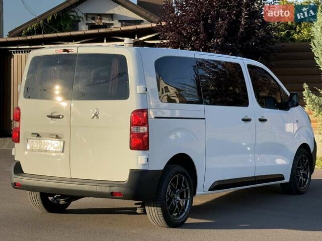 Белый Пежо Эксперт груз.-пасс., объемом двигателя 2 л и пробегом 298 тыс. км за 14200 $, фото 48 на Automoto.ua