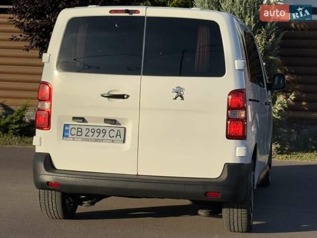 Белый Пежо Эксперт груз.-пасс., объемом двигателя 2 л и пробегом 298 тыс. км за 14200 $, фото 40 на Automoto.ua