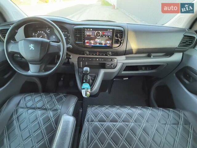 Белый Пежо Эксперт груз.-пасс., объемом двигателя 2 л и пробегом 298 тыс. км за 14200 $, фото 78 на Automoto.ua