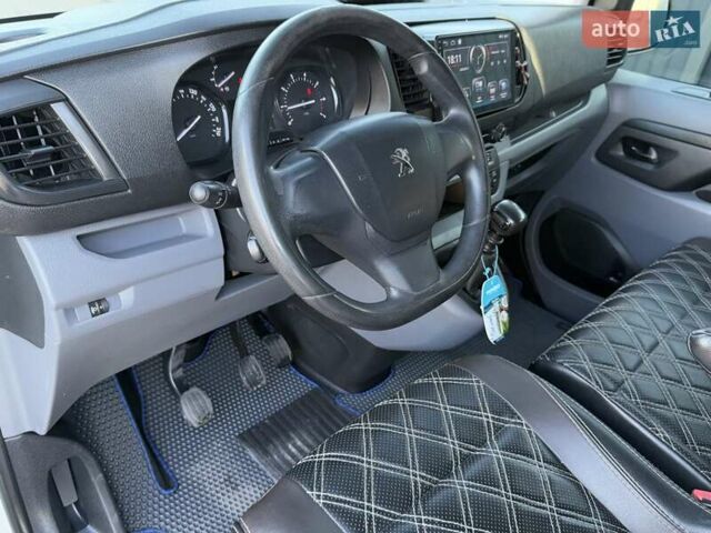 Белый Пежо Эксперт груз.-пасс., объемом двигателя 2 л и пробегом 298 тыс. км за 14200 $, фото 60 на Automoto.ua