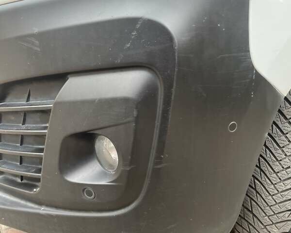 Білий Пежо Експерт вант.-пас., об'ємом двигуна 2 л та пробігом 256 тис. км за 11800 $, фото 14 на Automoto.ua