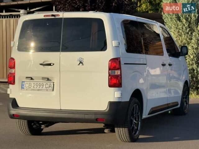 Белый Пежо Эксперт груз.-пасс., объемом двигателя 2 л и пробегом 298 тыс. км за 14200 $, фото 44 на Automoto.ua