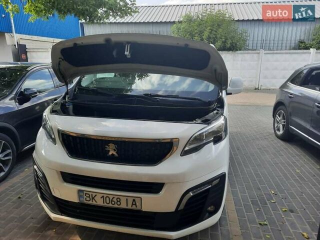 Пежо Эксперт груз.-пасс. 2018 в Ровно на Automoto.ua Белый Пежо Эксперт груз.-пасс., объемом двигателя 2 л и пробегом 270 тыс. км за 18000 $, фото 13 на Automoto.ua