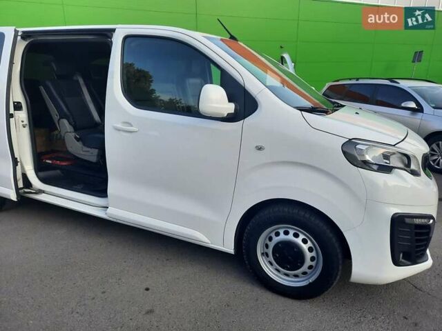 Пежо Эксперт груз.-пасс. 2018 в Ровно на Automoto.ua Белый Пежо Эксперт груз.-пасс., объемом двигателя 2 л и пробегом 270 тыс. км за 18000 $, фото 5 на Automoto.ua