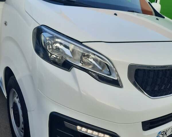 Пежо Эксперт груз.-пасс. 2018 в Ровно на Automoto.ua Белый Пежо Эксперт груз.-пасс., объемом двигателя 2 л и пробегом 270 тыс. км за 18000 $, фото 6 на Automoto.ua