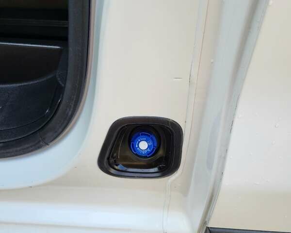 Белый Пежо Эксперт груз.-пасс., объемом двигателя 2 л и пробегом 209 тыс. км за 16400 $, фото 20 на Automoto.ua