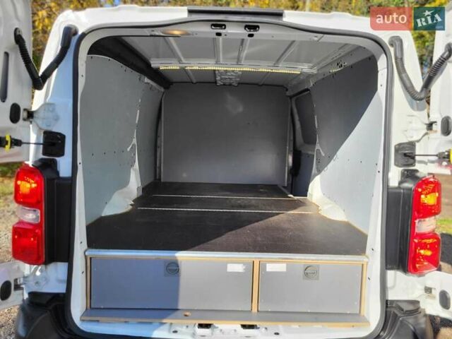 Белый Пежо Эксперт груз.-пасс., объемом двигателя 2 л и пробегом 209 тыс. км за 16400 $, фото 16 на Automoto.ua