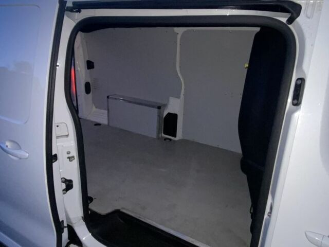 Белый Пежо Эксперт груз.-пасс., объемом двигателя 2 л и пробегом 251 тыс. км за 19000 $, фото 15 на Automoto.ua