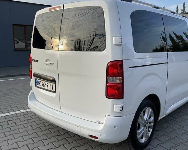 Пежо Эксперт груз.-пасс. 2021 в Ровно на Automoto.ua Белый Пежо Эксперт груз.-пасс., объемом двигателя 2 л и пробегом 48 тыс. км за 25500 $, фото 9 на Automoto.ua