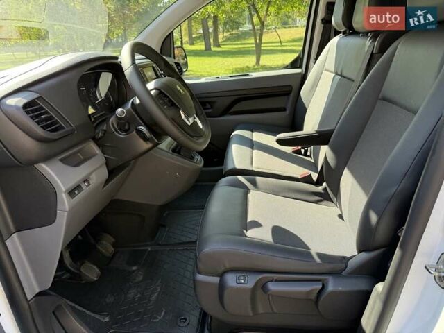 Білий Пежо Експерт вант.-пас., об'ємом двигуна 1.5 л та пробігом 162 тис. км за 15950 $, фото 18 на Automoto.ua