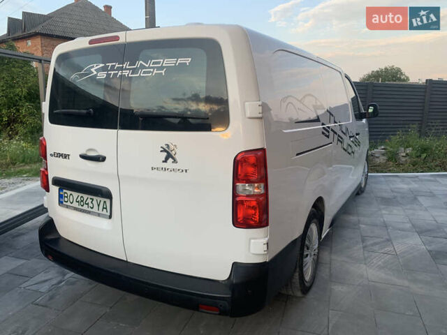 Пежо Эксперт груз.-пасс. 2021 в Тернополе на Automoto.ua Белый Пежо Эксперт груз.-пасс., объемом двигателя 0 л и пробегом 63 тыс. км за 25300 $, фото 9 на Automoto.ua