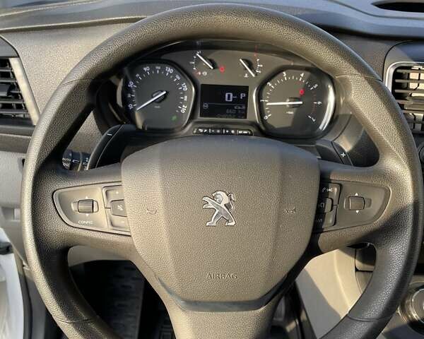 Пежо Эксперт груз.-пасс. 2021 в Ровно на Automoto.ua Белый Пежо Эксперт груз.-пасс., объемом двигателя 2 л и пробегом 48 тыс. км за 25500 $, фото 25 на Automoto.ua