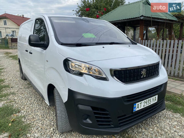 Белый Пежо Эксперт груз.-пасс., объемом двигателя 0 л и пробегом 21 тыс. км за 24500 $, фото 1 на Automoto.ua