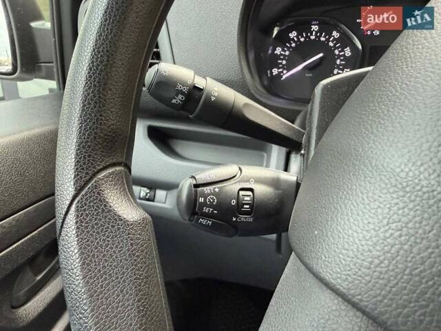 Пежо Эксперт груз.-пасс. 2023 в Хмельницком на Automoto.ua Белый Пежо Эксперт груз.-пасс., объемом двигателя 2 л и пробегом 32 тыс. км за 32200 $, фото 35 на Automoto.ua