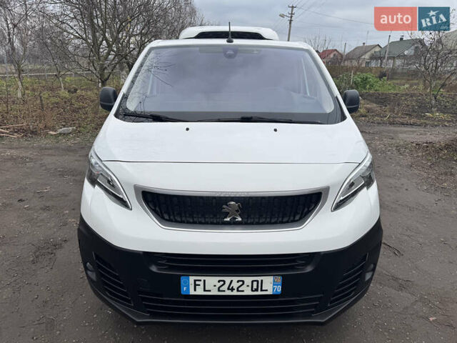 Белый Пежо Эксперт груз.-пасс., объемом двигателя 2 л и пробегом 255 тыс. км за 18800 $, фото 52 на Automoto.ua