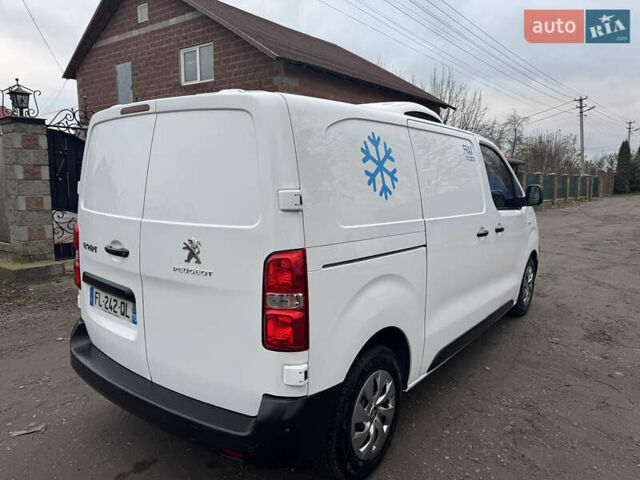 Белый Пежо Эксперт груз.-пасс., объемом двигателя 2 л и пробегом 255 тыс. км за 18800 $, фото 67 на Automoto.ua