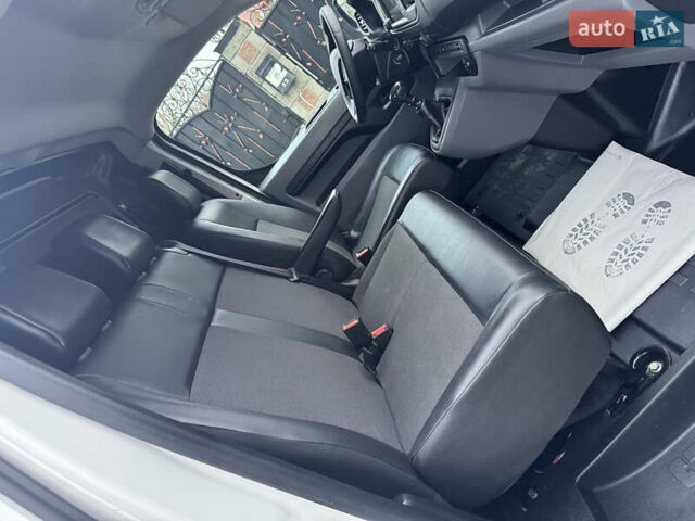 Белый Пежо Эксперт груз.-пасс., объемом двигателя 2 л и пробегом 255 тыс. км за 18800 $, фото 63 на Automoto.ua