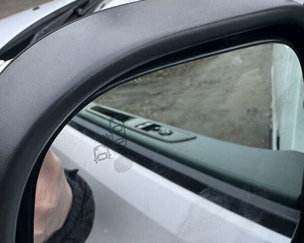 Белый Пежо Эксперт груз.-пасс., объемом двигателя 2 л и пробегом 255 тыс. км за 18800 $, фото 8 на Automoto.ua