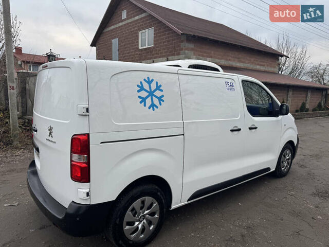 Белый Пежо Эксперт груз.-пасс., объемом двигателя 2 л и пробегом 255 тыс. км за 18800 $, фото 64 на Automoto.ua