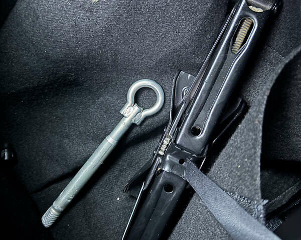 Белый Пежо Эксперт груз.-пасс., объемом двигателя 2 л и пробегом 255 тыс. км за 18800 $, фото 10 на Automoto.ua