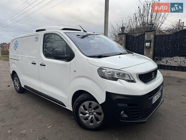 Белый Пежо Эксперт груз.-пасс., объемом двигателя 2 л и пробегом 255 тыс. км за 18800 $, фото 1 на Automoto.ua
