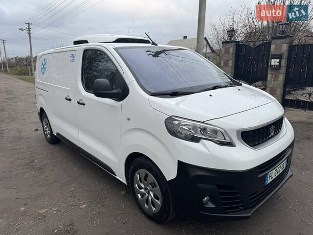 Белый Пежо Эксперт груз.-пасс., объемом двигателя 2 л и пробегом 255 тыс. км за 18800 $, фото 55 на Automoto.ua